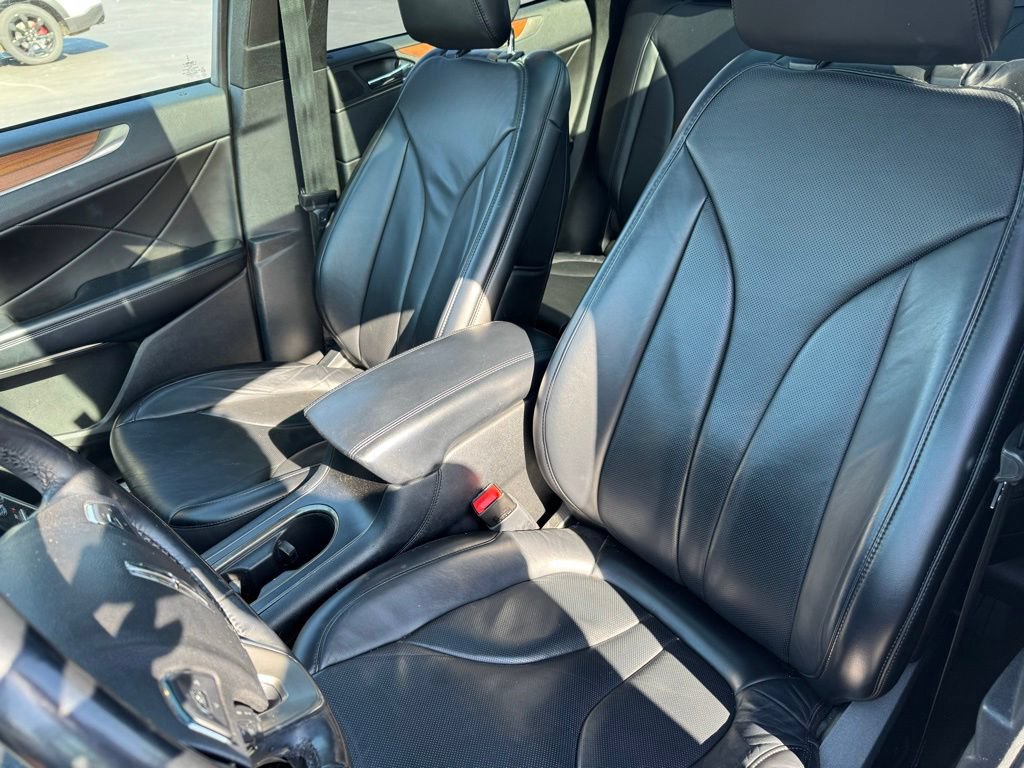 Used 2018 Lincoln MKC Reserve AWD/4WD image 10