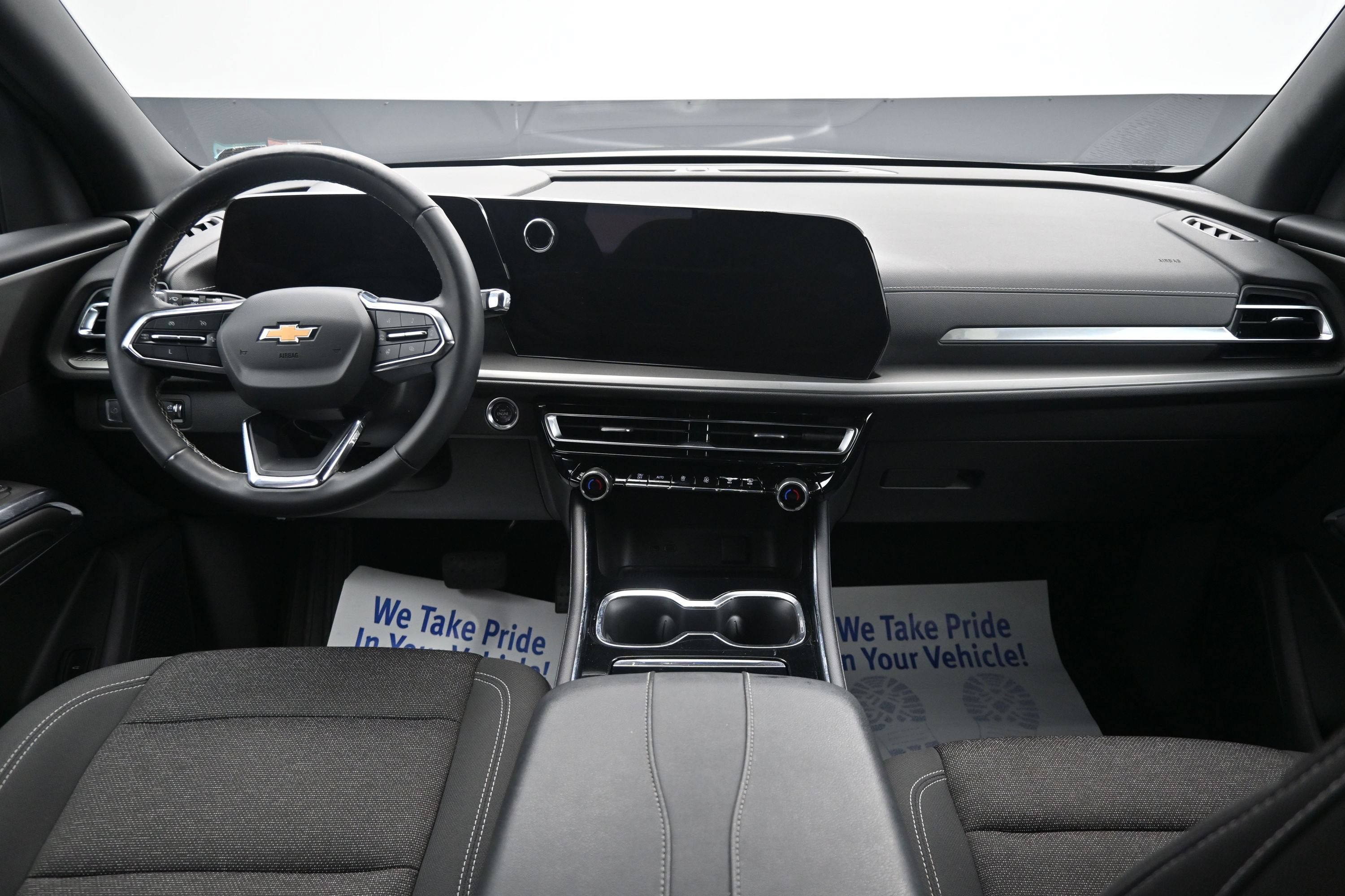 Certified 2024 Chevrolet Traverse LS FWD image 21