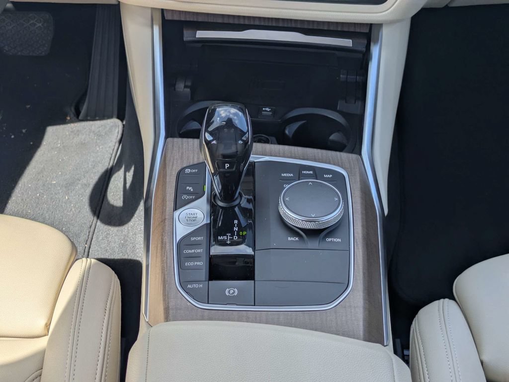 Used 2021 BMW 330i xDrive Sedan AWD/4WD image 19