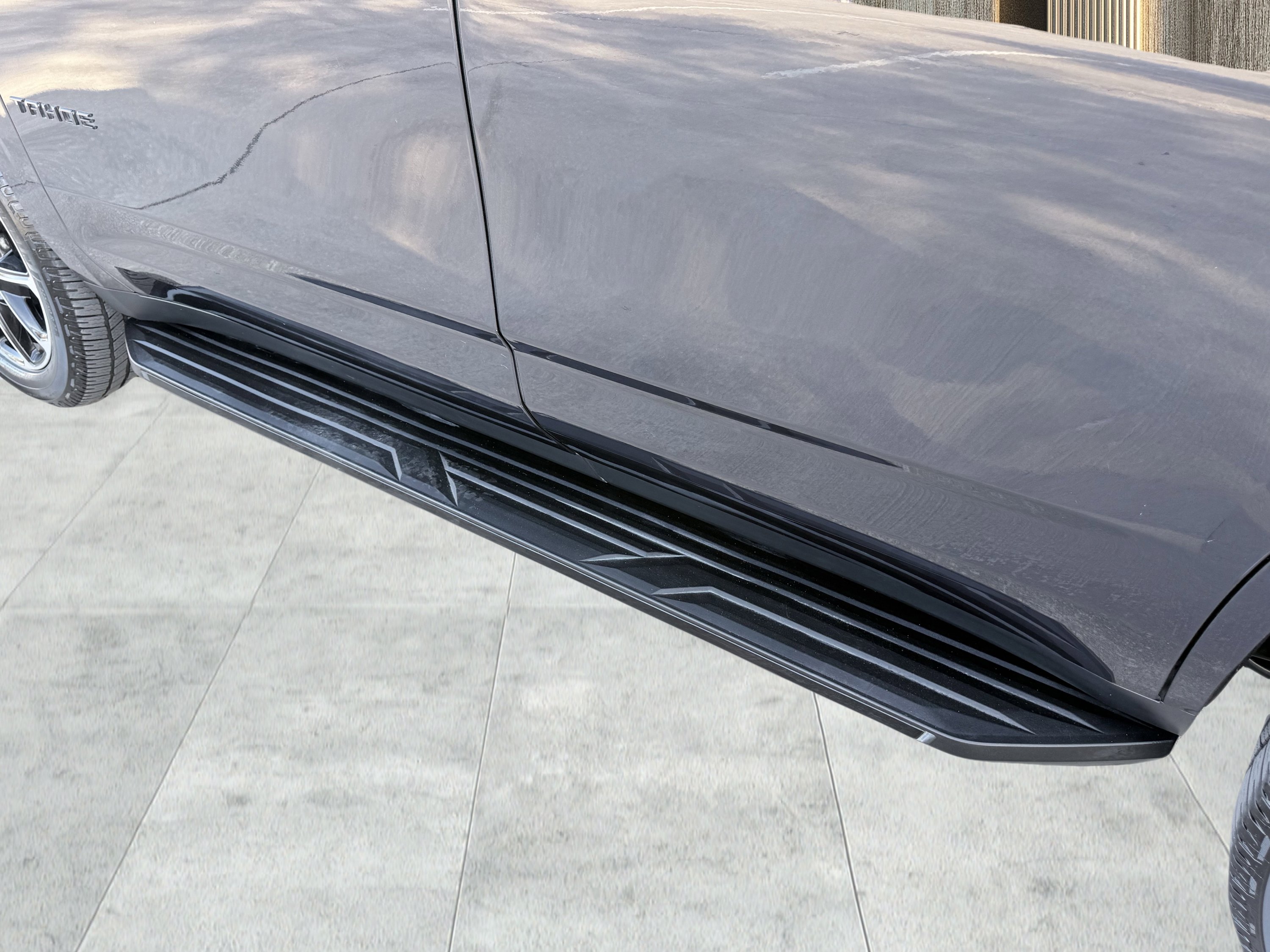 Used 2023 Chevrolet Tahoe RST w/ Luxury Package RWD image 63