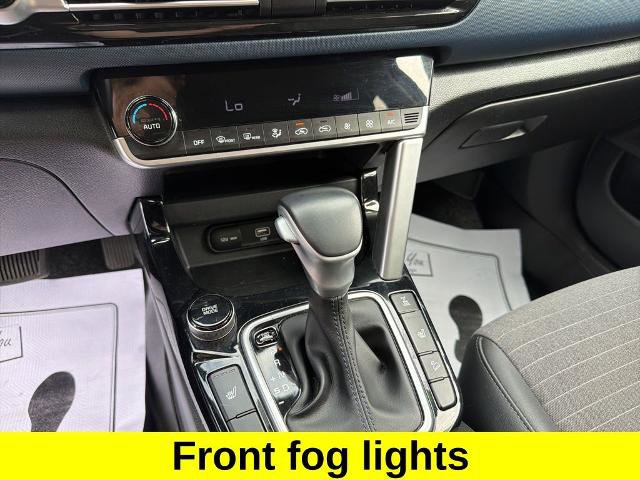 Used 2022 Kia Seltos Nightfall Edition image 11