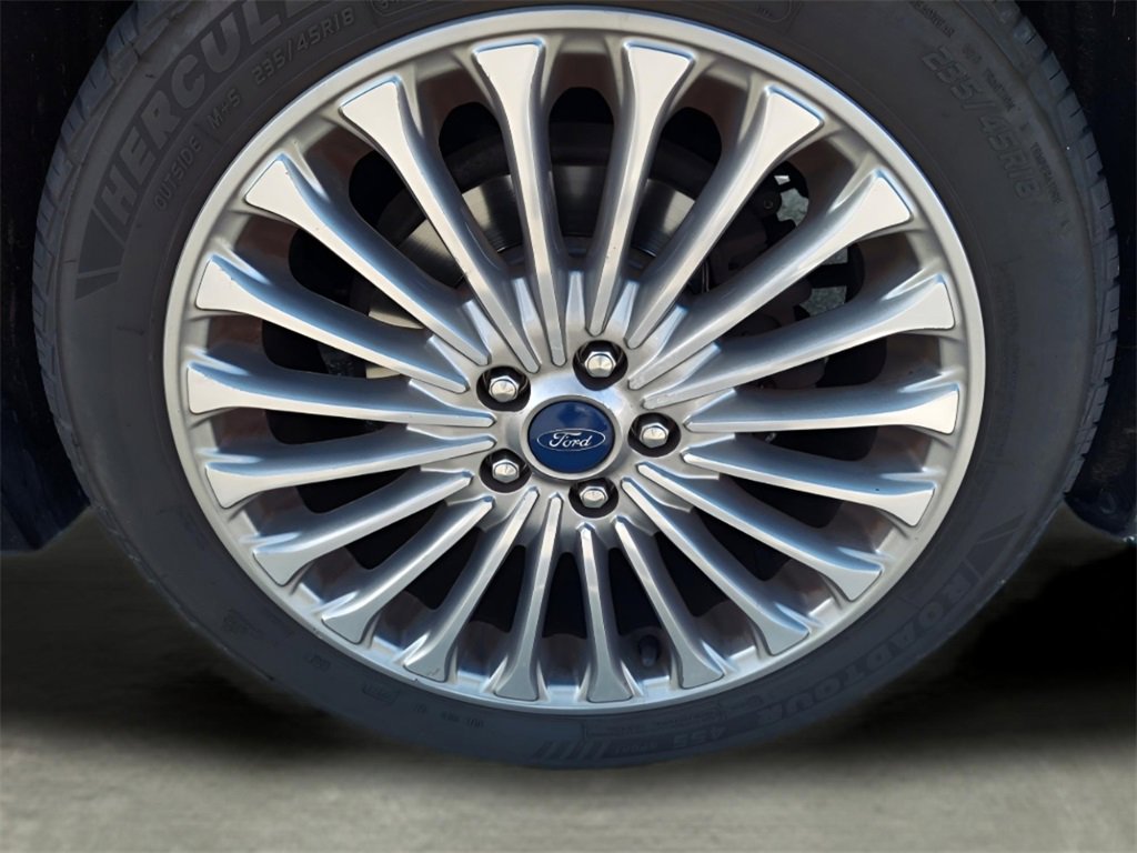 Used 2016 Ford Fusion Titanium image 12