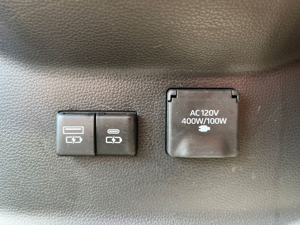 Used 2022 Toyota Tundra Limited AWD/4WD image 12