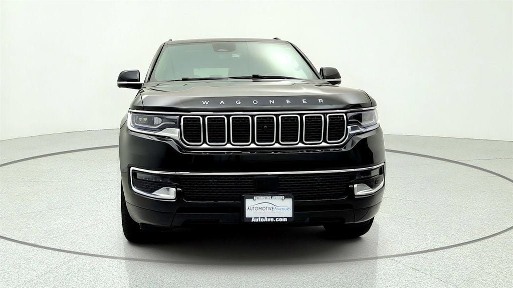 Used 2023 Jeep Wagoneer 4WD w/ Convenience Group I image 2
