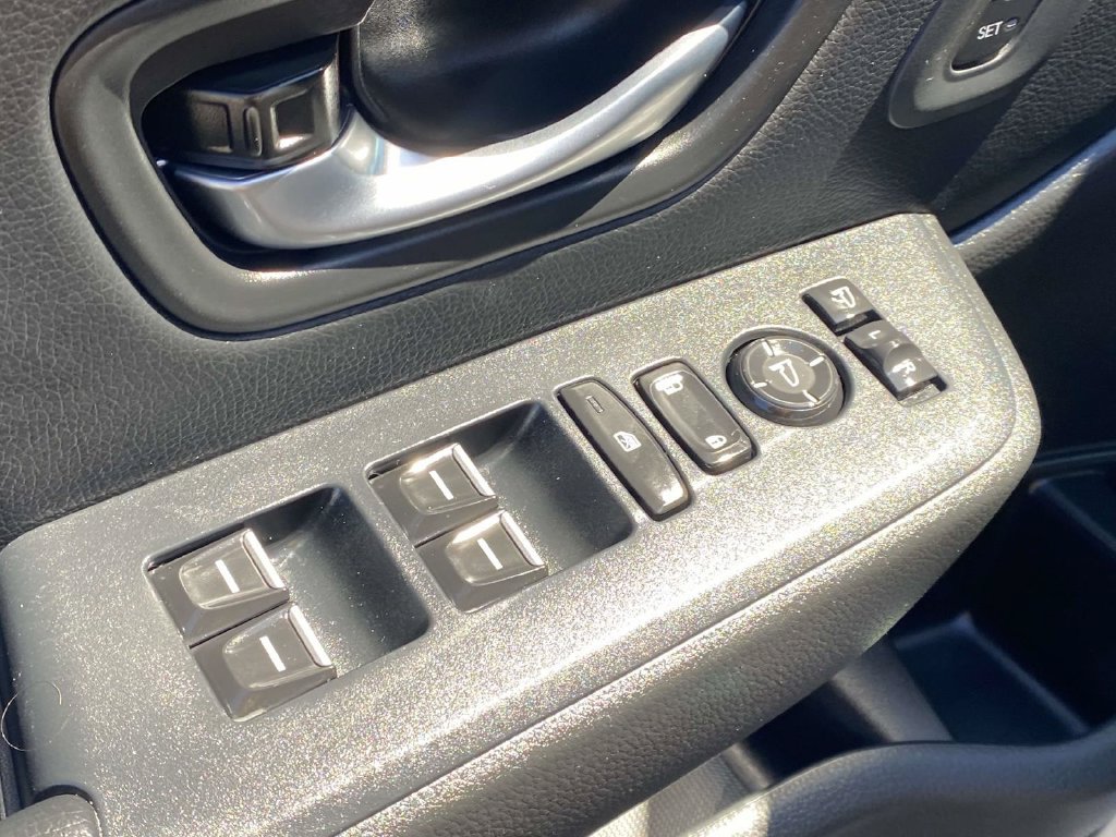 Used 2025 Honda Pilot Black Edition image 20