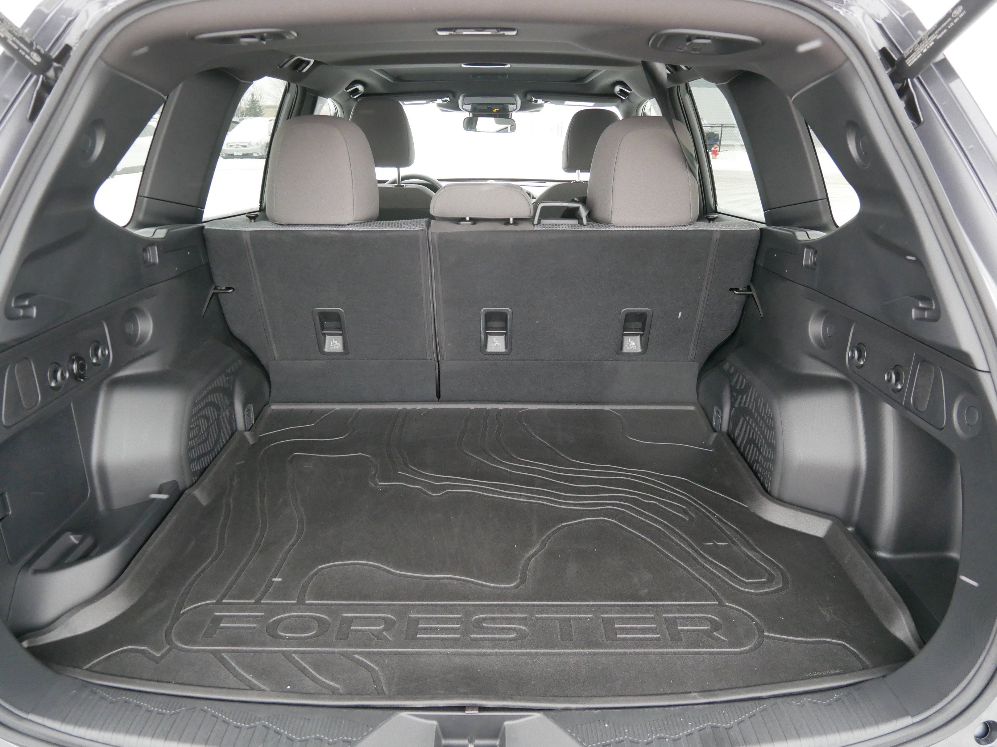 Certified 2025 Subaru Forester Premium w/ Protection Package (1PH) image 18