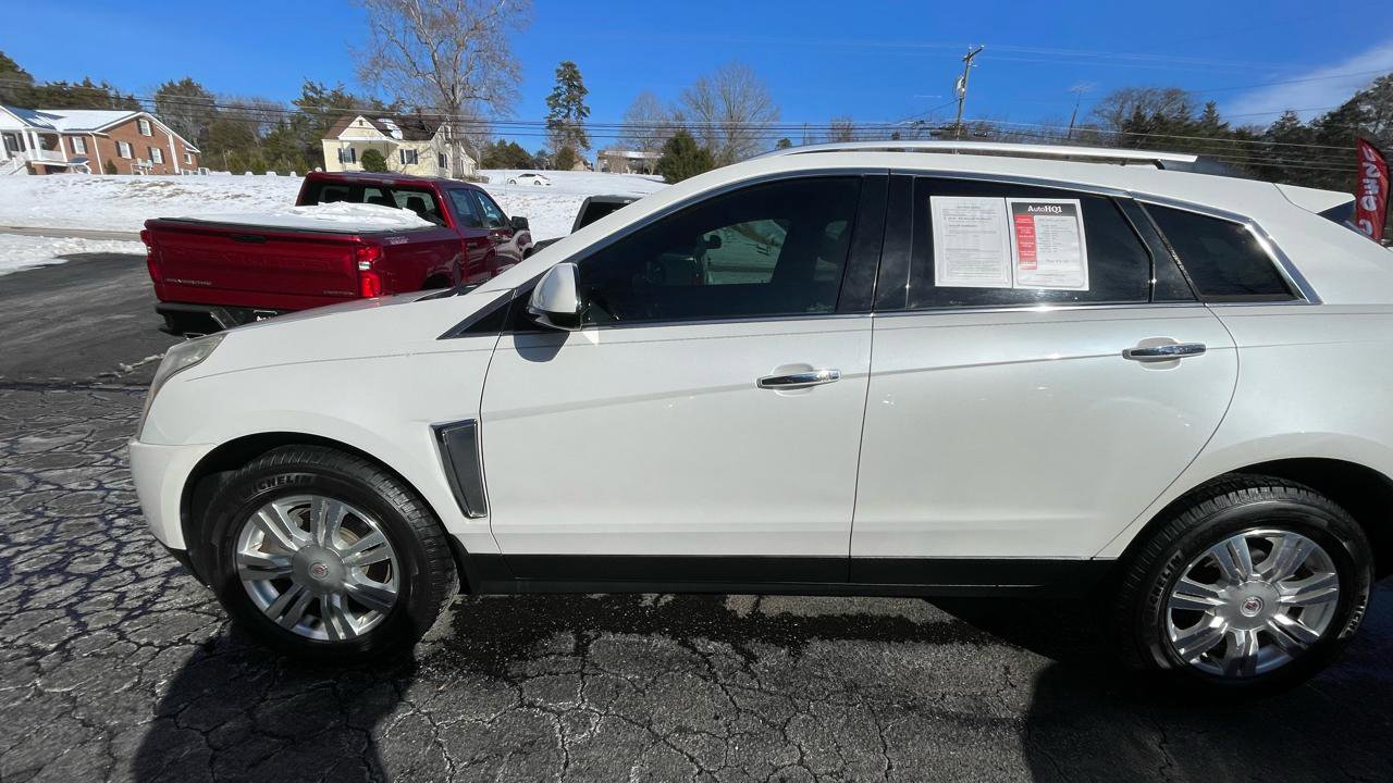 Used 2014 Cadillac SRX Luxury w/ Driver Awareness Package image 3