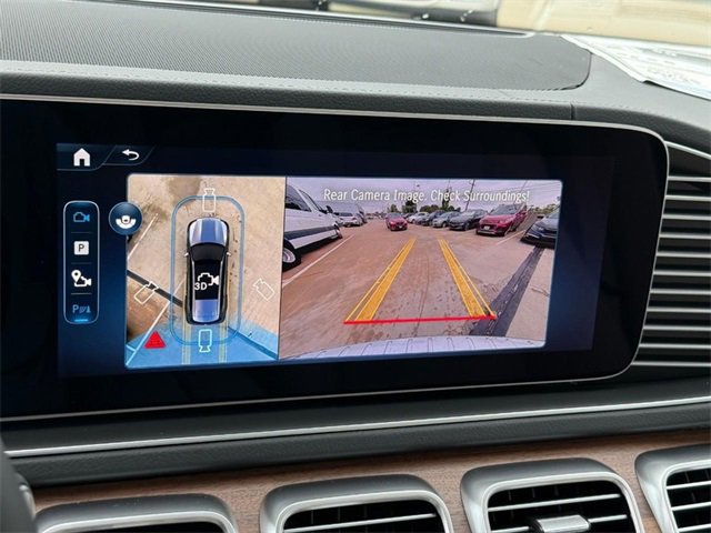 New 2026 Mercedes-Benz GLS 450 4MATIC image 16