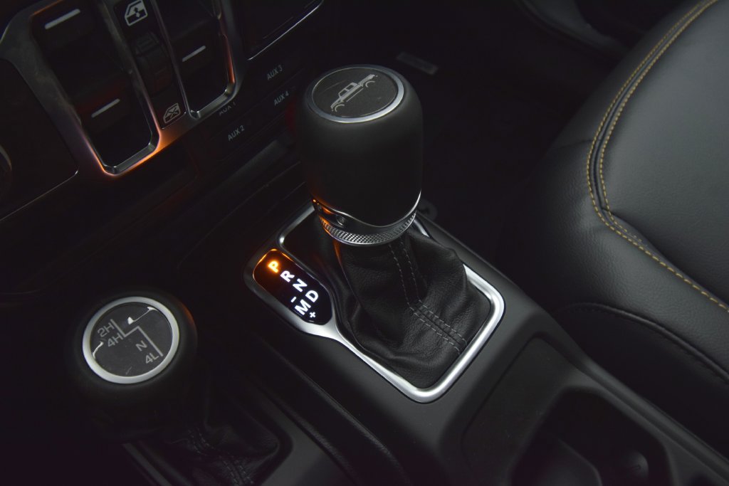 New 2026 Jeep Gladiator Sport AWD/4WD image 24