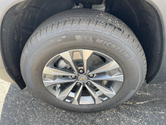 New 2027 Chevrolet Equinox LT w/ Convenience Package II AWD/4WD image 10