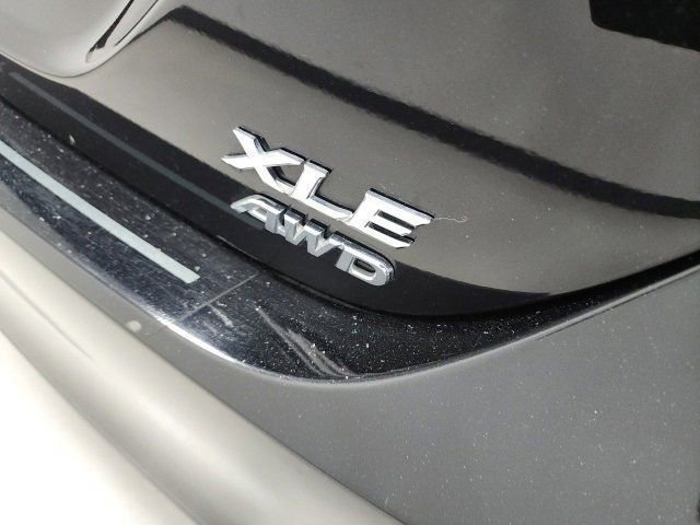 Used 2024 Toyota Camry XLE w/ Cold Weather Package image 12