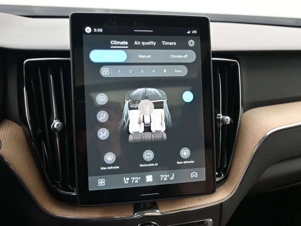 New 2026 Volvo XC60 B5 Plus w/ Climate Package AWD/4WD image 13