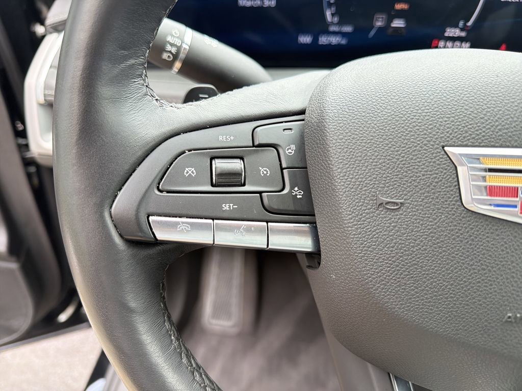 Certified 2025 Cadillac XT4 Premium Luxury w/ Technology Package image 27