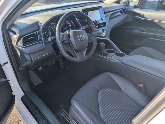 Used 2023 Toyota Camry SE w/ Convenience Package image 12