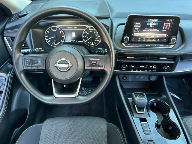 Used 2024 Nissan Rogue SV FWD image 17