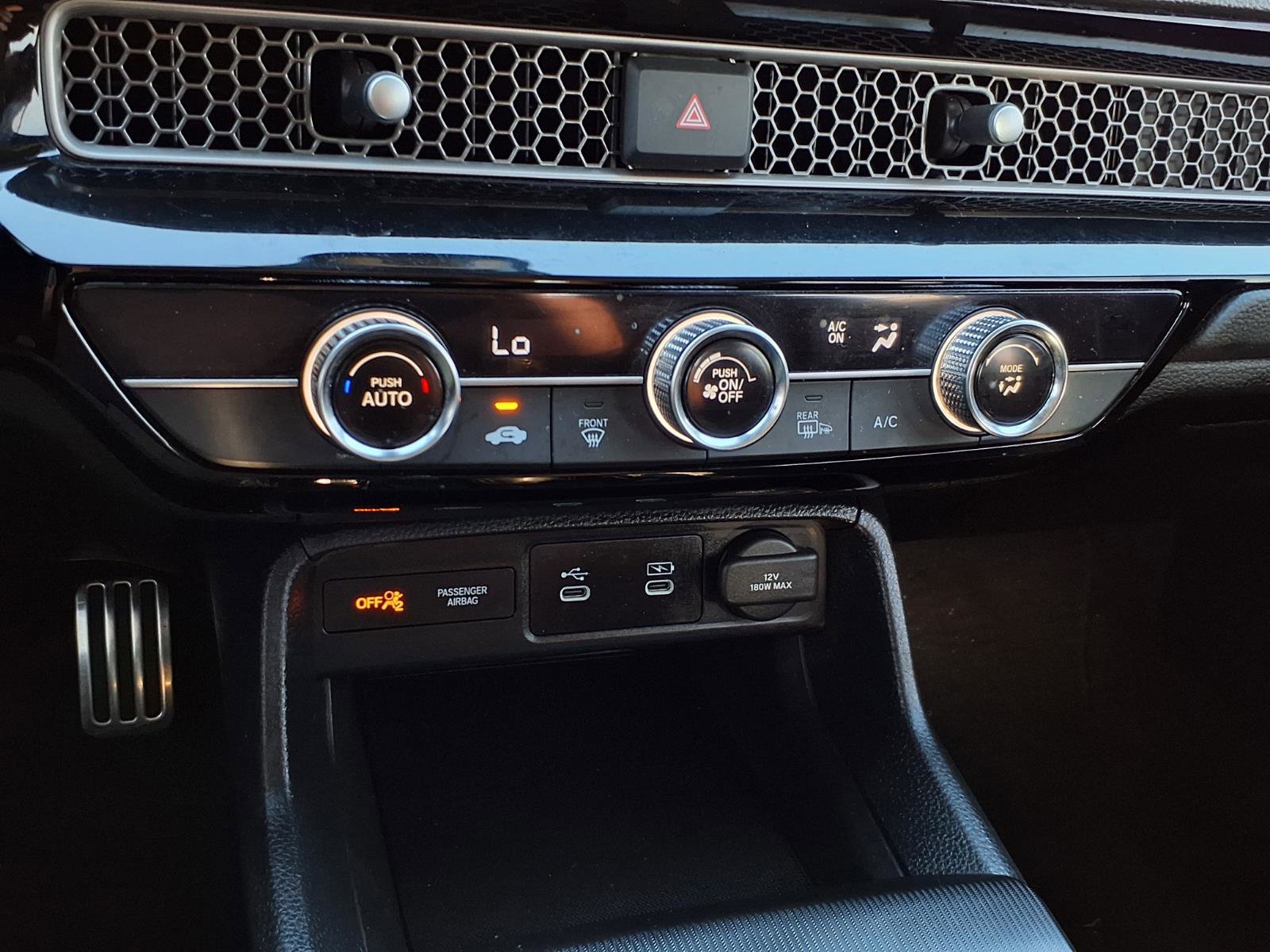 Used 2025 Honda Civic Sport image 19