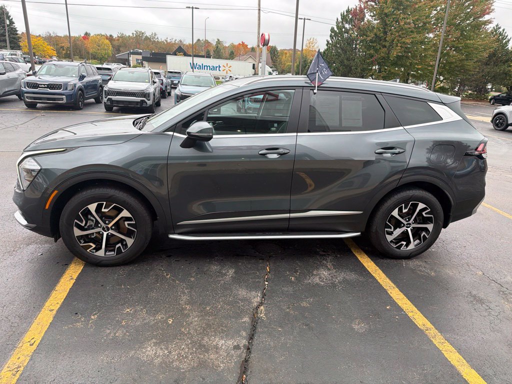 Used 2023 Kia Sportage EX AWD/4WD image 10