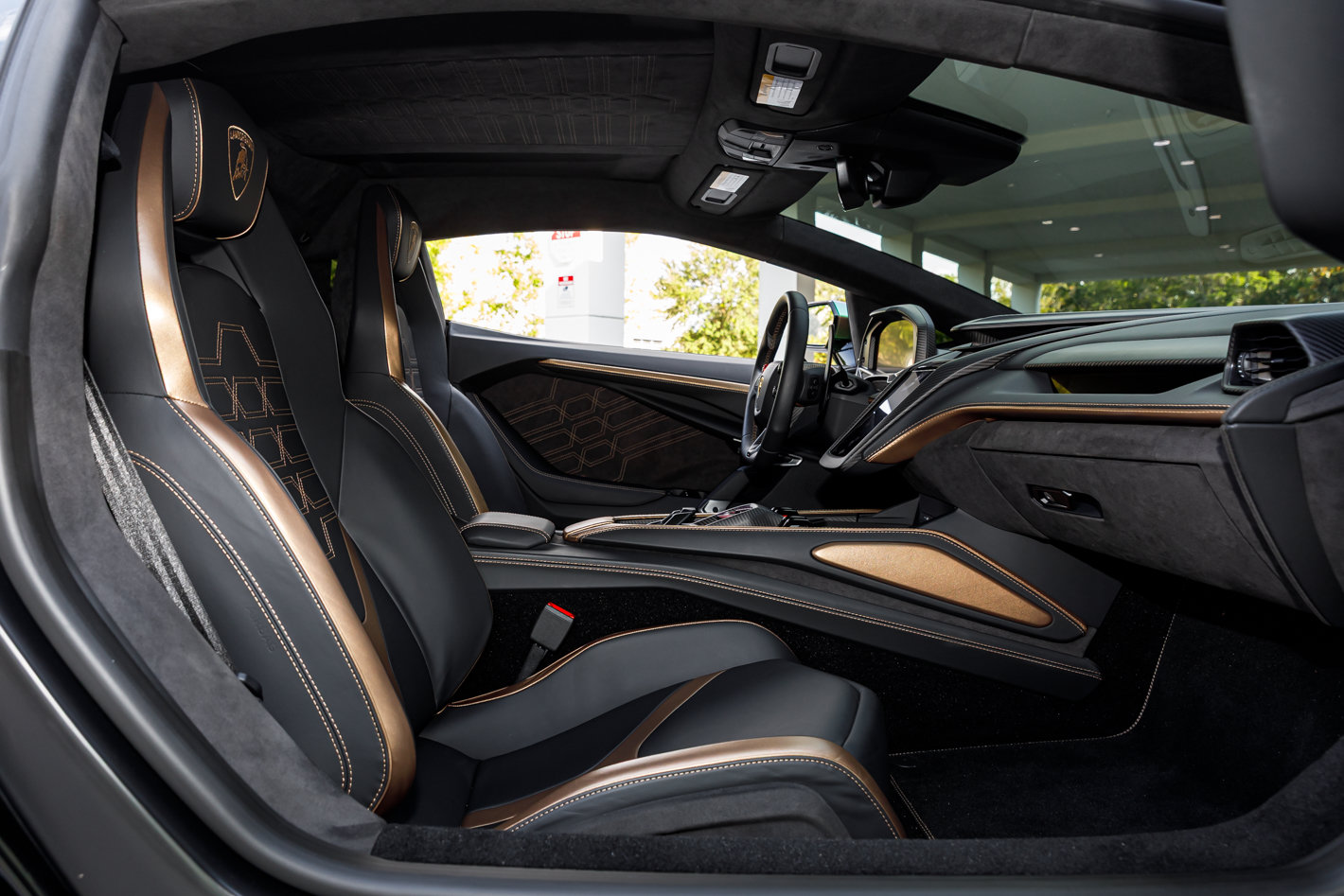 Used 2024 Lamborghini Revuelto AWD/4WD image 74