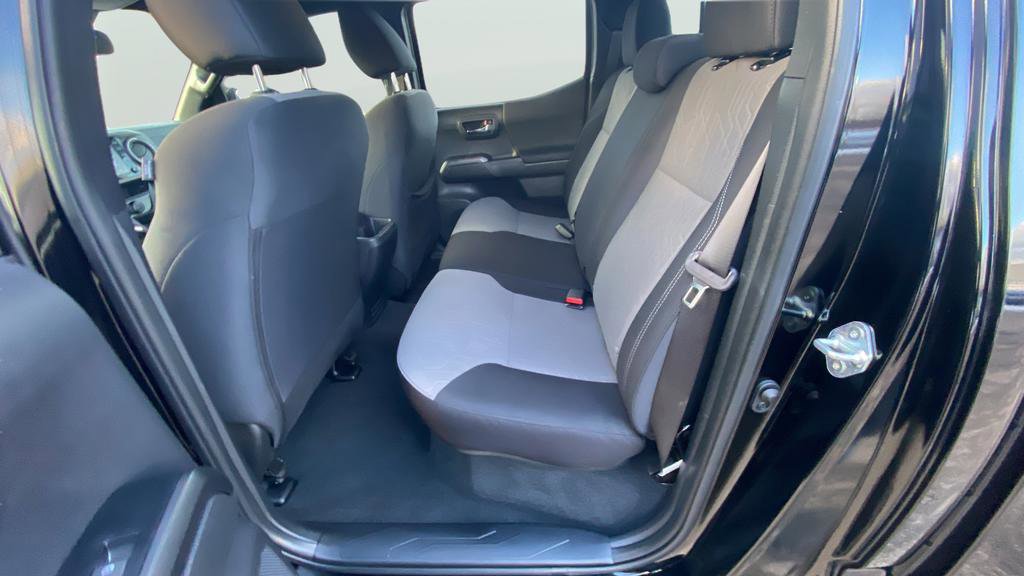 Used 2023 Toyota Tacoma TRD Sport w/ Black Out Package (TMS) image 31