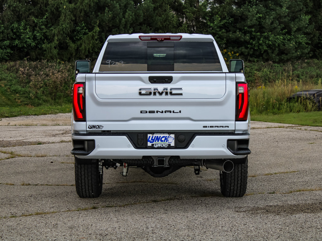 New 2026 GMC Sierra 2500 Denali Ultimate w/ LPO, Black Badging Package AWD/4WD image 3