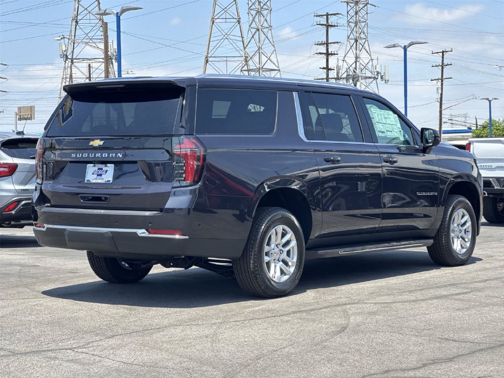 New 2026 Chevrolet Suburban LS RWD image 5