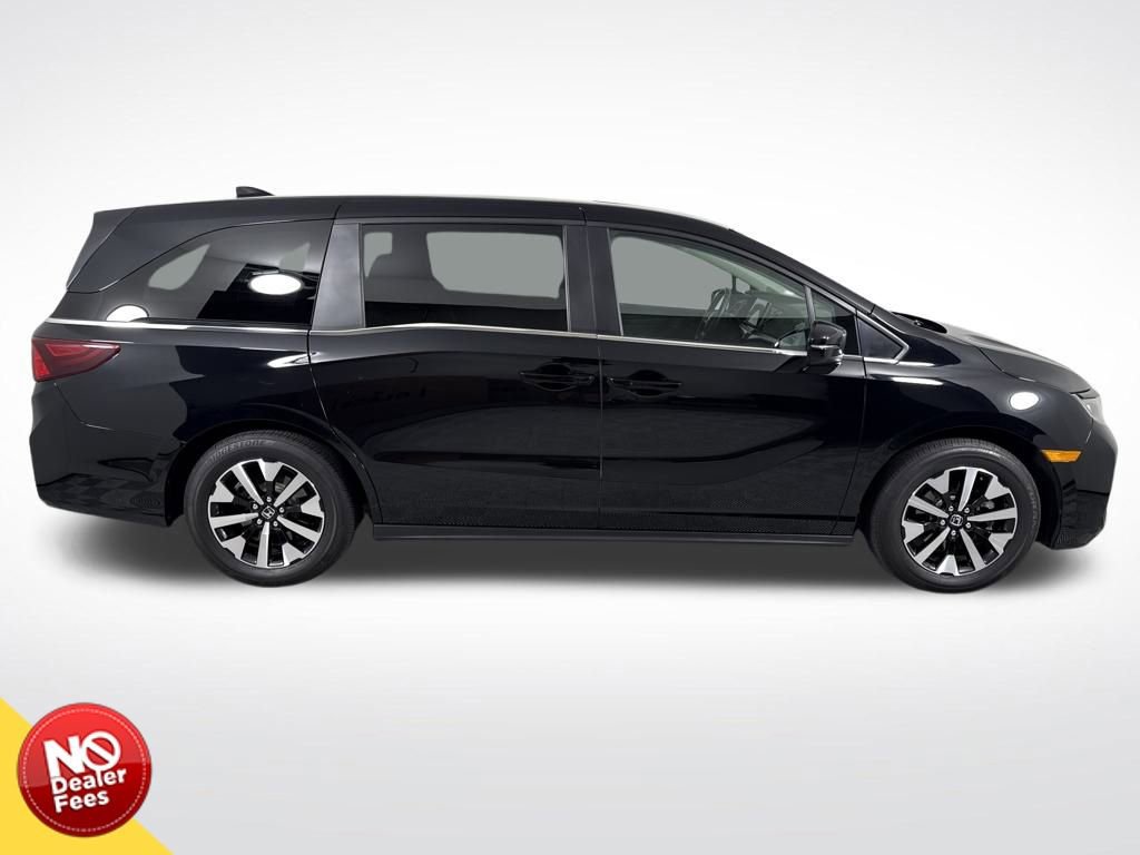 Used 2025 Honda Odyssey EX-L image 2