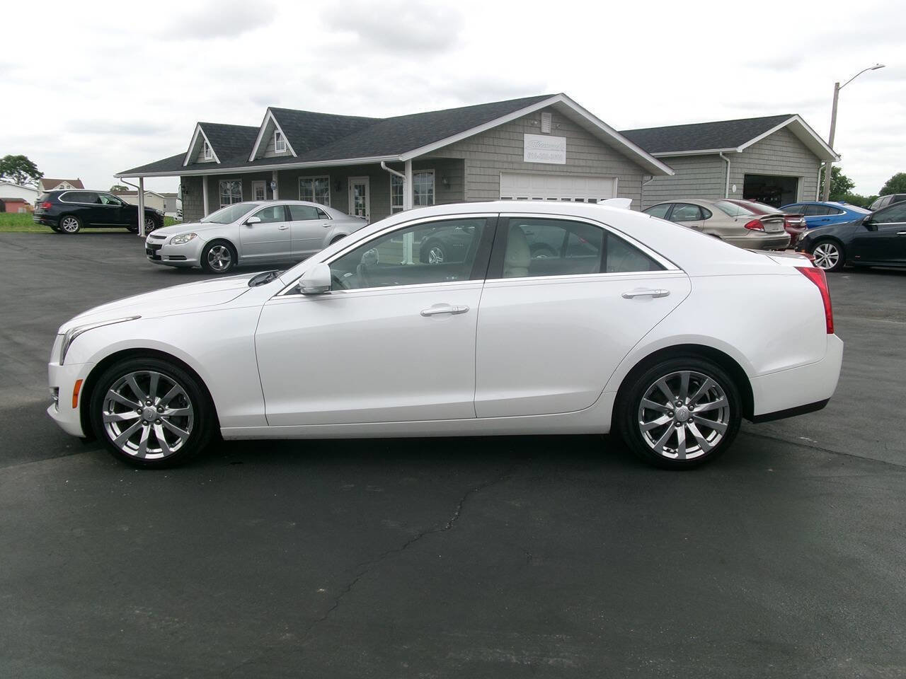 Used 2018 Cadillac ATS Luxury w/ Safety and Security Package AWD/4WD image 9