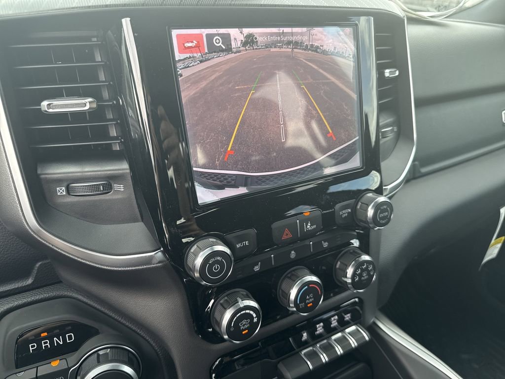 New 2026 RAM 1500 4x4 Crew Cab image 21