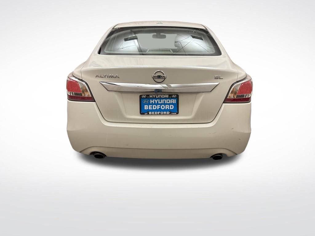 Used 2015 Nissan Altima 2.5 SL w/ Moonroof Package image 6