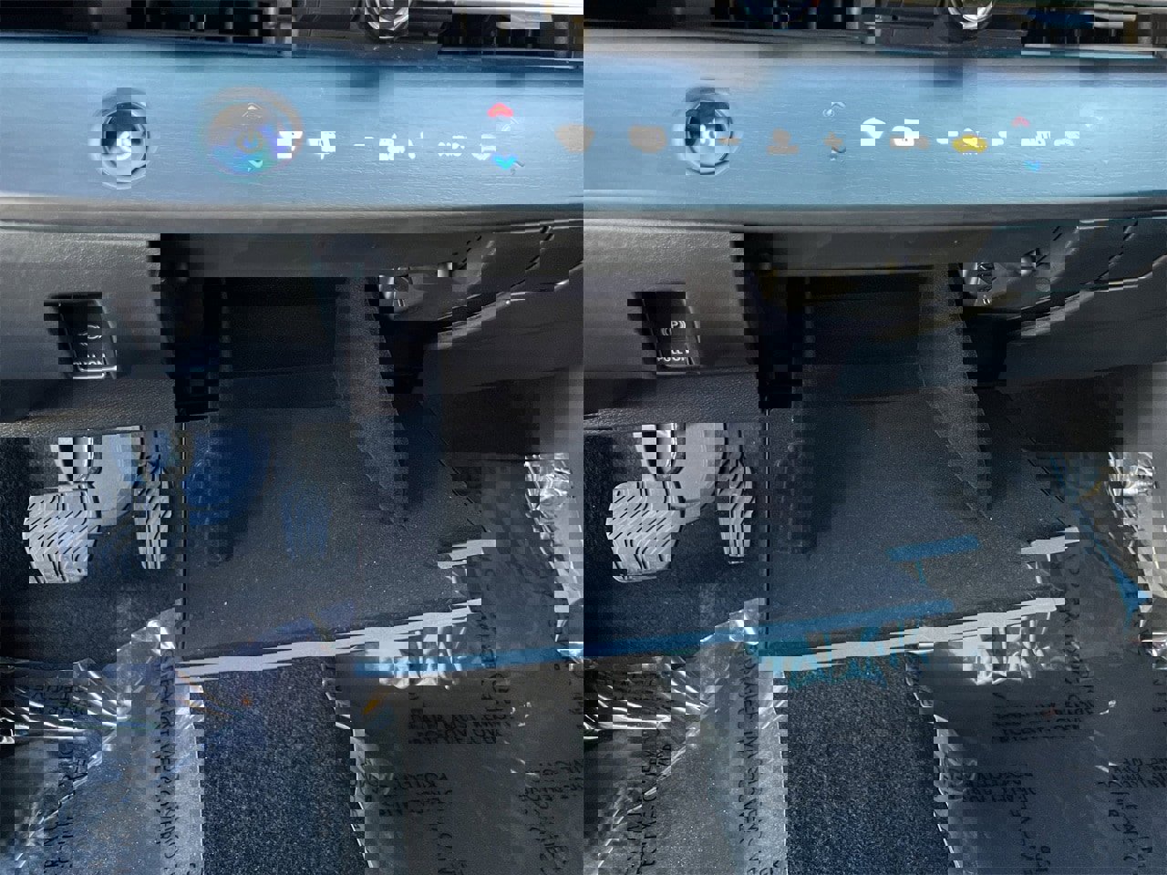 Certified 2023 Nissan Ariya AWD image 19