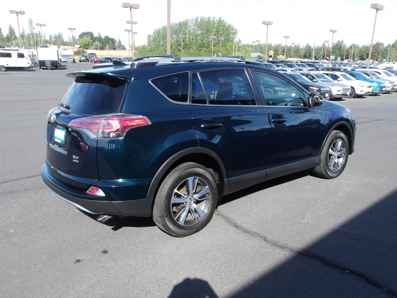 Used 2017 Toyota RAV4 XLE w/ All Weather Liner Package AWD/4WD image 5