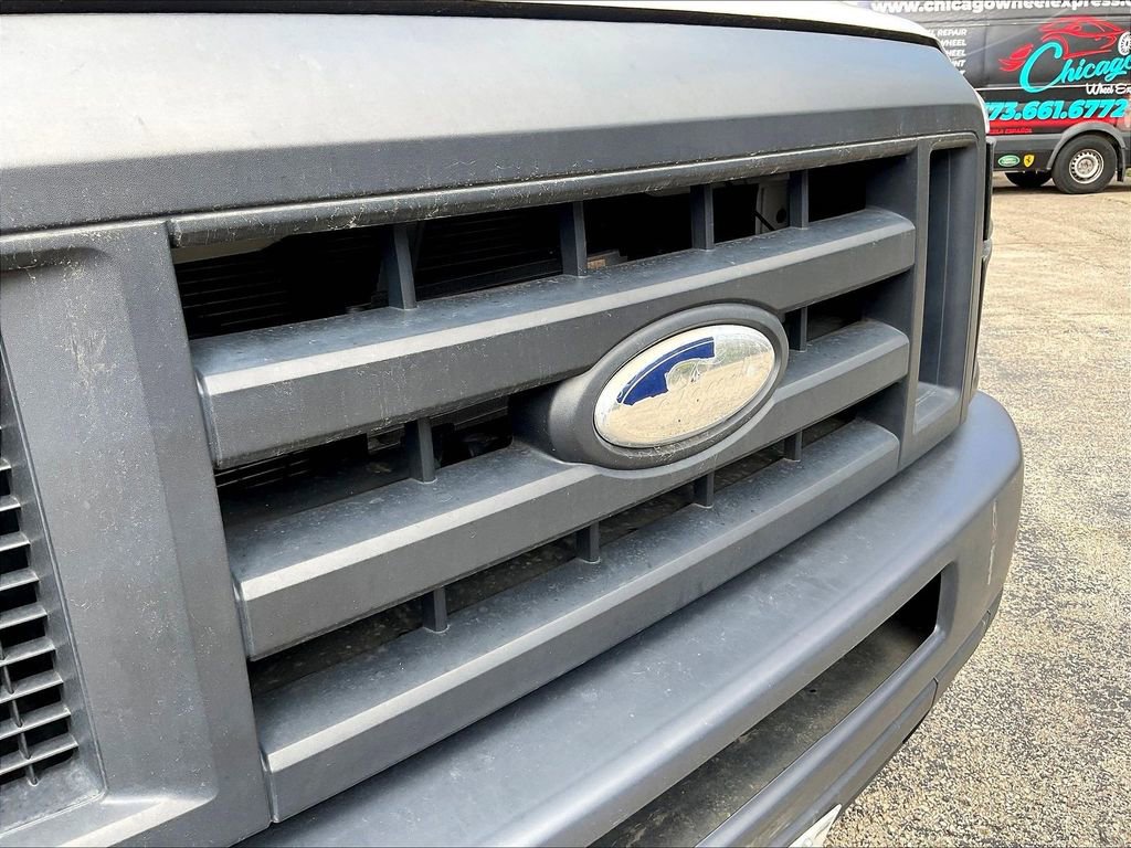 Used 2016 Ford E-350 and Econoline 350 Super Duty RWD image 29