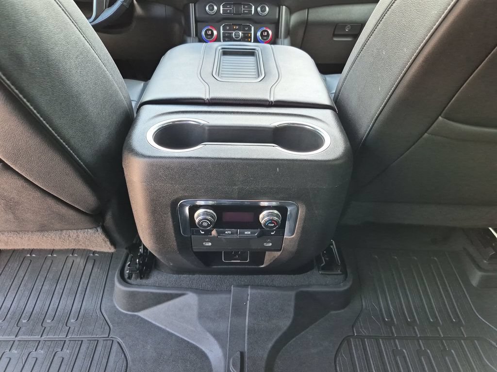 Used 2023 GMC Yukon XL AT4 w/ AT4 Premium Package AWD/4WD image 34