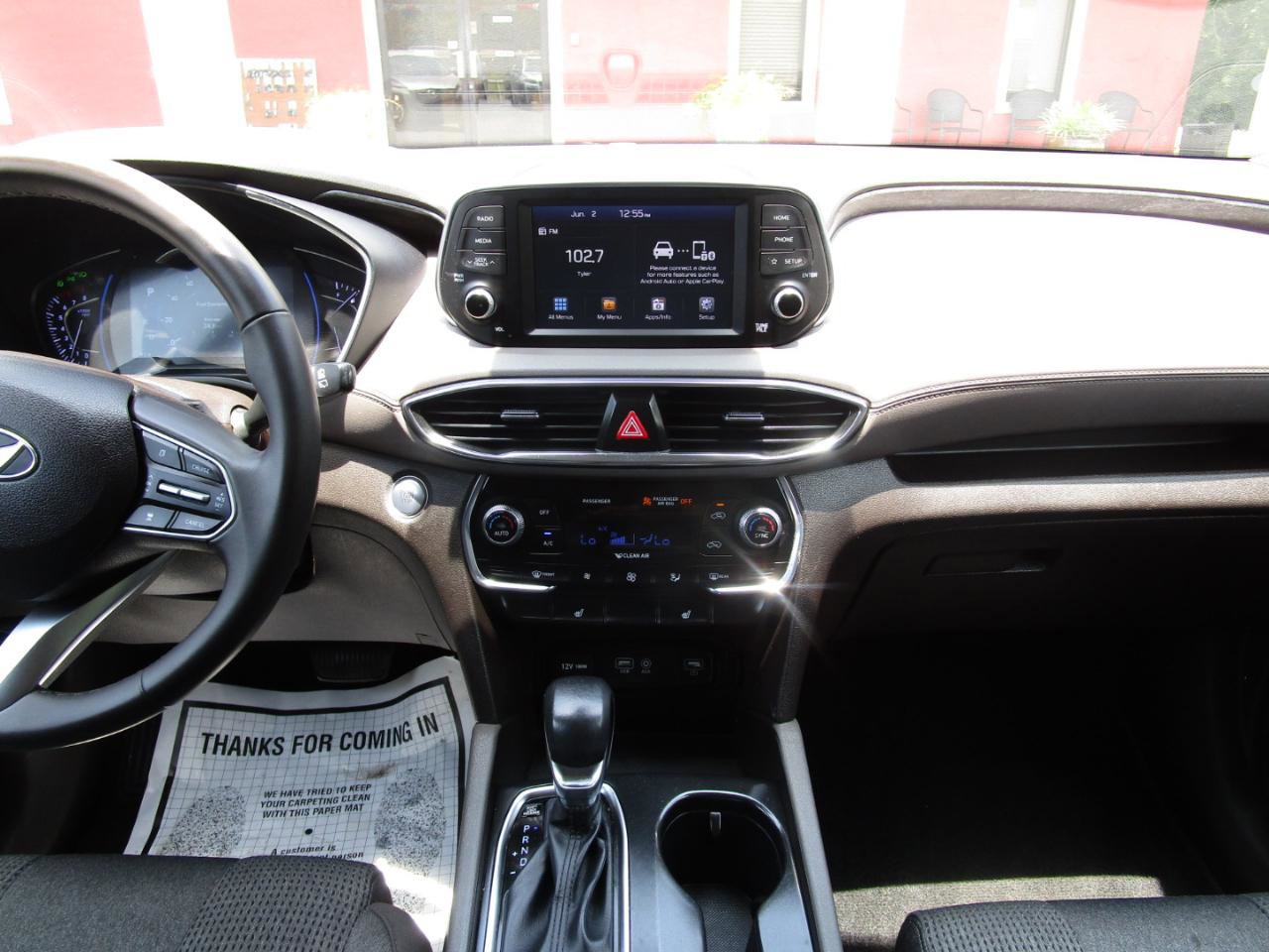 Used 2019 Hyundai Santa Fe SEL FWD image 7