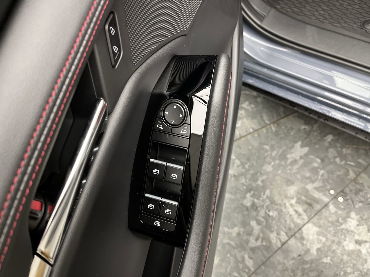 New 2026 MAZDA MAZDA3 Carbon AWD/4WD image 8