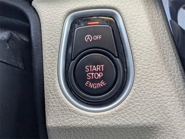 Used 2017 BMW 330i Sedan image 29