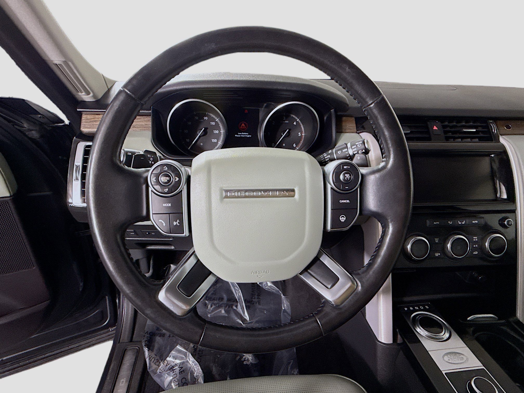 Used 2017 Land Rover Discovery HSE Luxury image 13