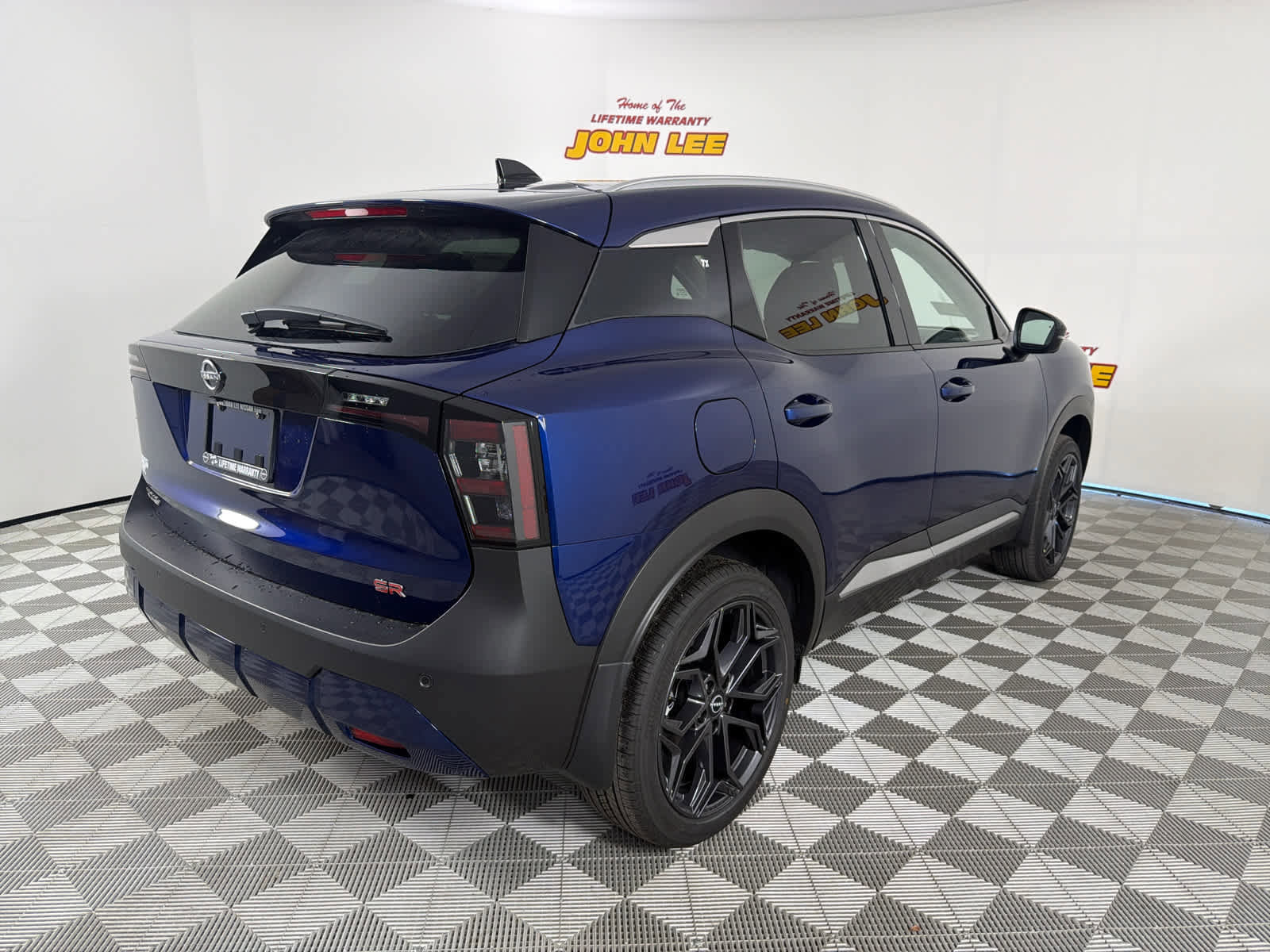 New 2026 Nissan Kicks SR w/ SR Premium Package image 6