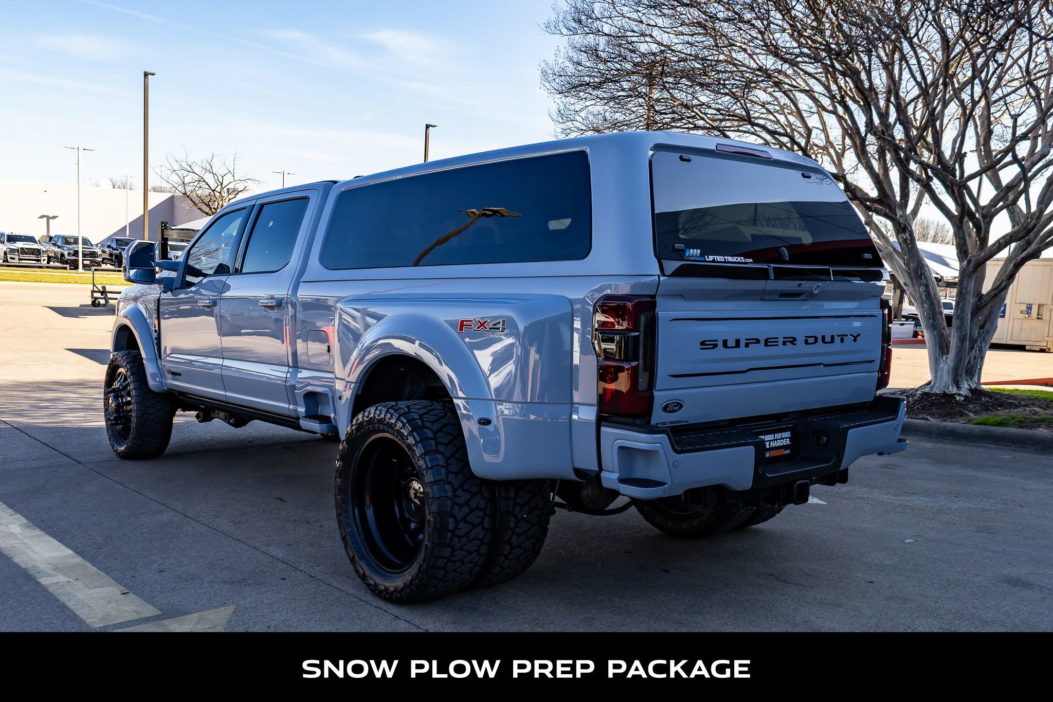 Used 2025 Ford F450 Platinum w/ FX4 Off-Road Package image 7