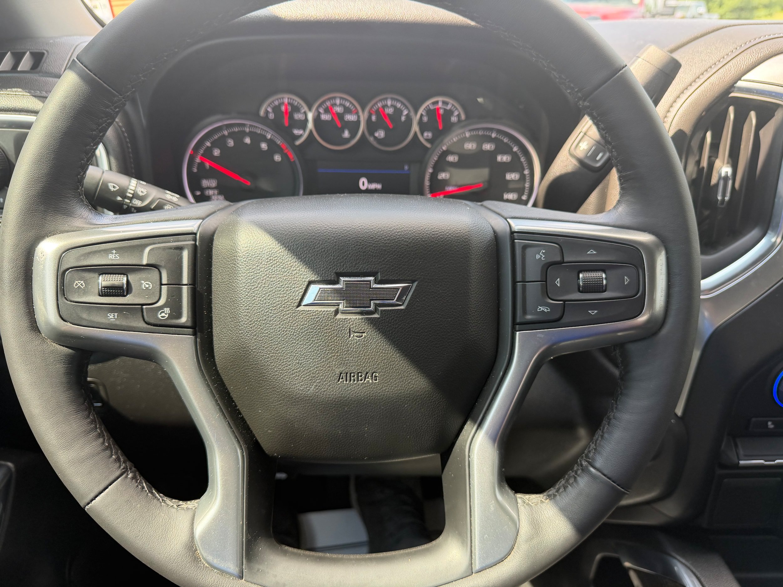 Used 2022 Chevrolet Silverado 1500 RST w/ Bed Protection Package AWD/4WD image 13