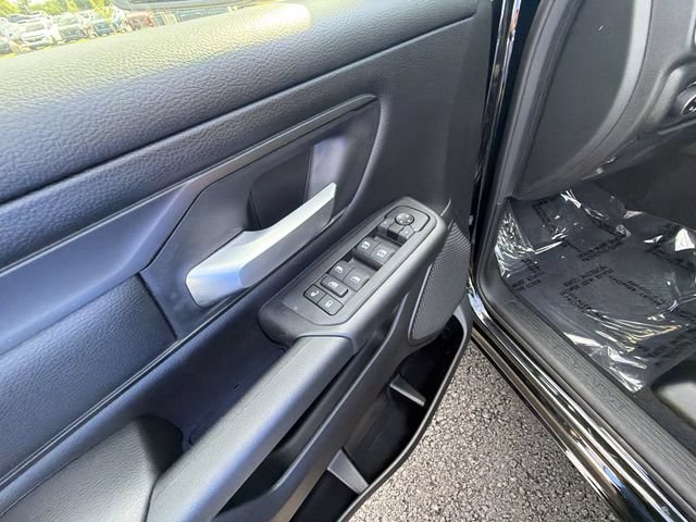 Used 2025 RAM 1500 Tradesman w/ Night Edition AWD/4WD image 13