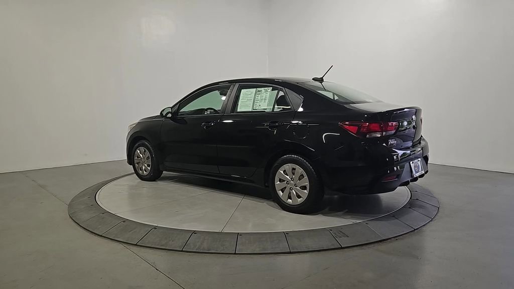 Used 2018 Kia Rio S FWD image 3