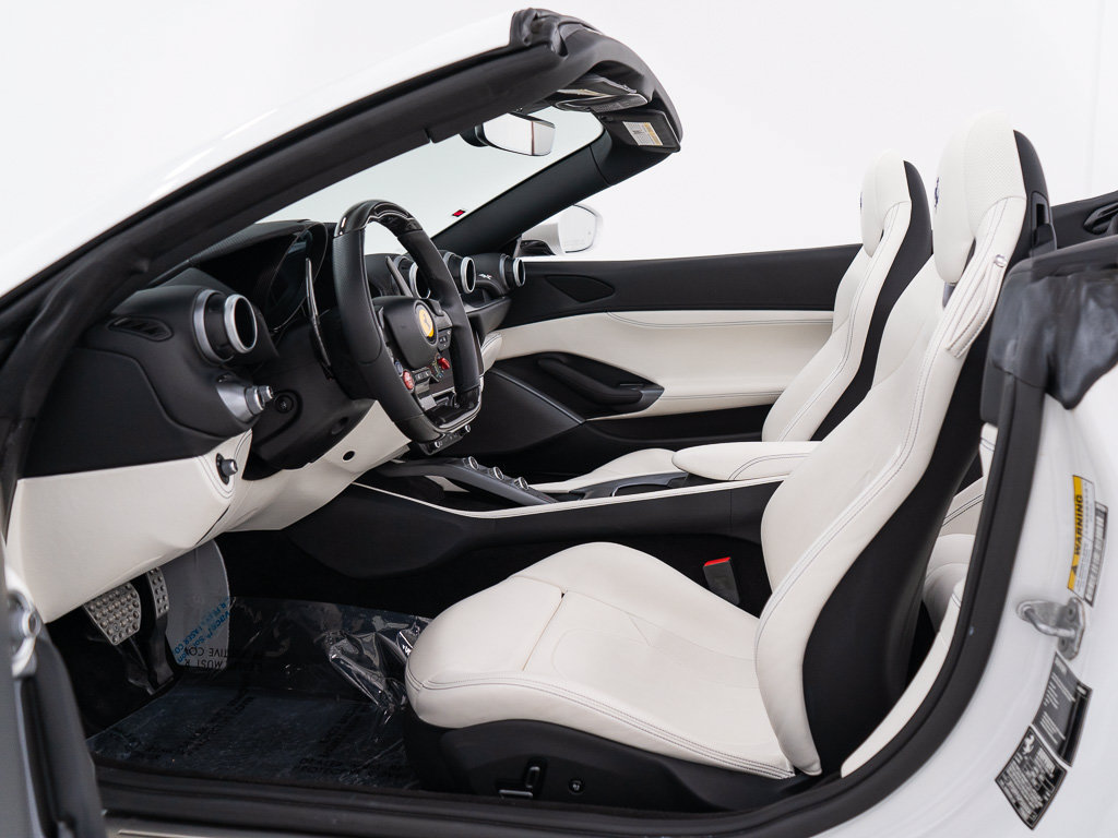 Used 2023 Ferrari Portofino M RWD image 23