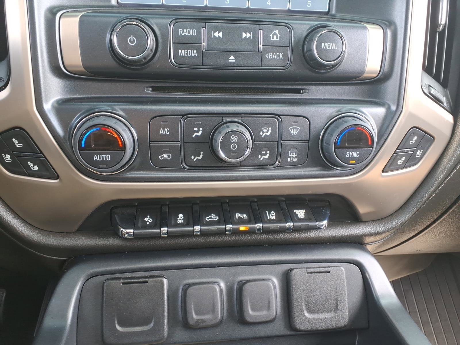 Used 2018 GMC Sierra 3500 Denali w/ Duramax Plus Package AWD/4WD image 35