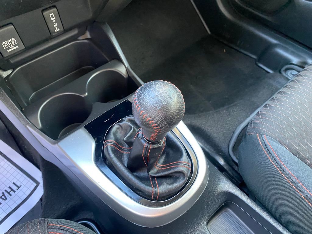 Used 2018 Honda Fit Sport image 17