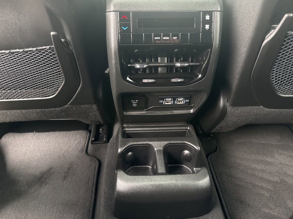Used 2024 Jeep Grand Cherokee L Altitude image 21