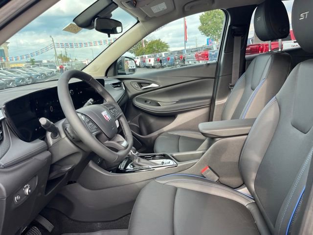 New 2026 Buick Encore GX Sport Touring w/ Advanced Technology Package FWD image 7