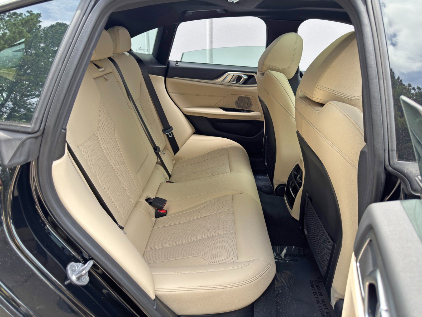 Used 2024 BMW i4 eDrive35 w/ Premium Package RWD image 44