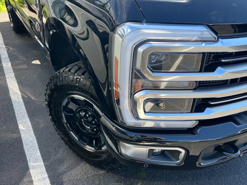 New 2026 Ford F350 Platinum w/ Platinum Plus Package AWD/4WD image 2