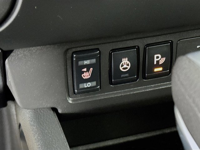 Certified 2026 Nissan Frontier SV w/ All-Weather Content Package image 21